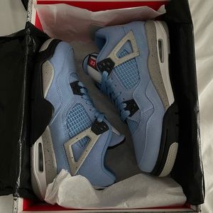 Air Jordan 4 - University Blue. Brand New.